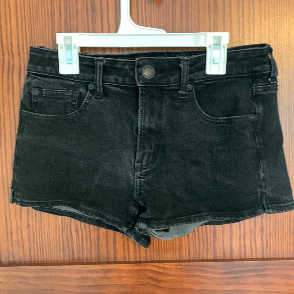 American Eagle Size 4 360 Stretch Hi-Rise Shortie